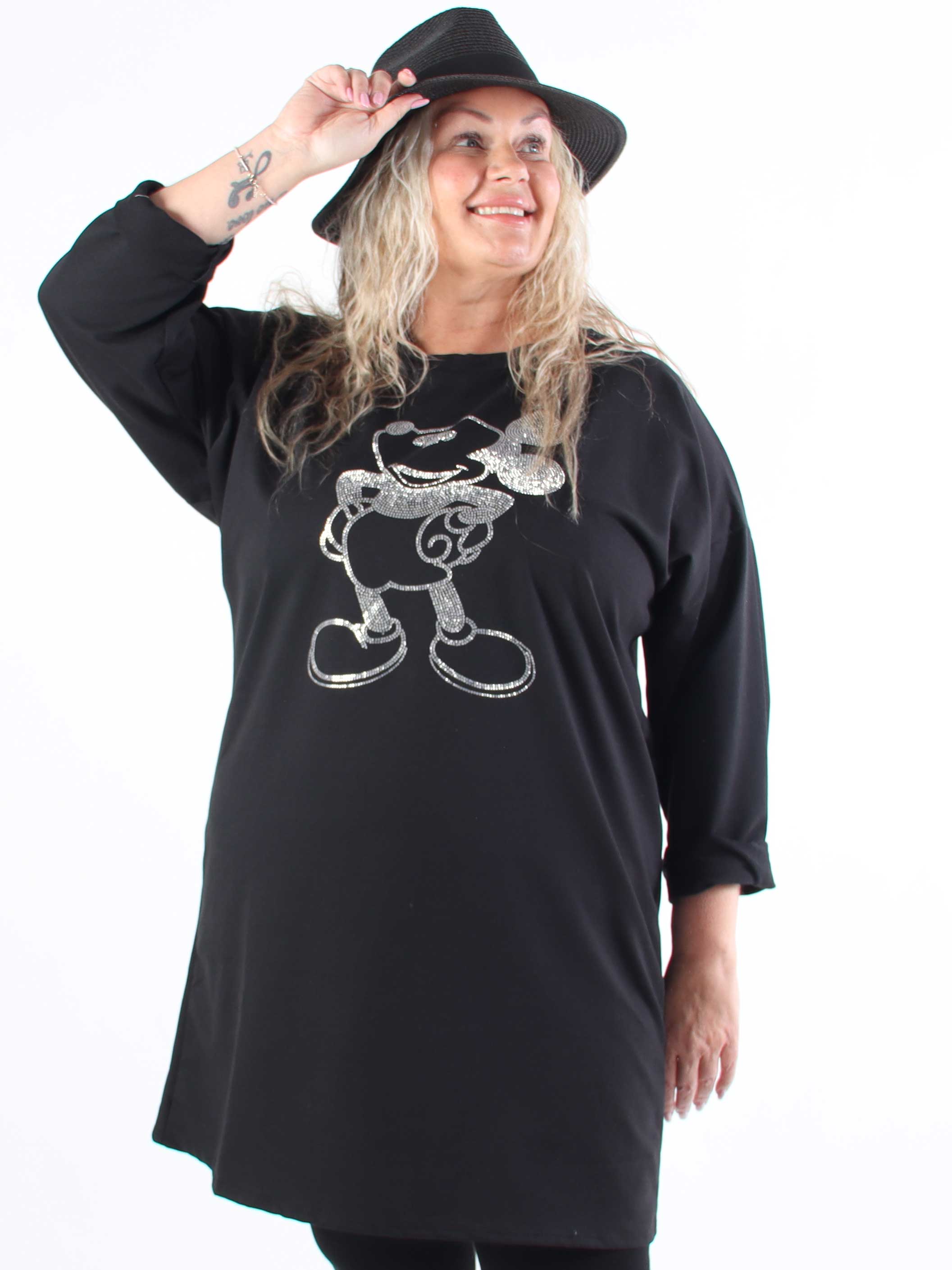 Mickey - Sød plus size joggingkjole med similisten